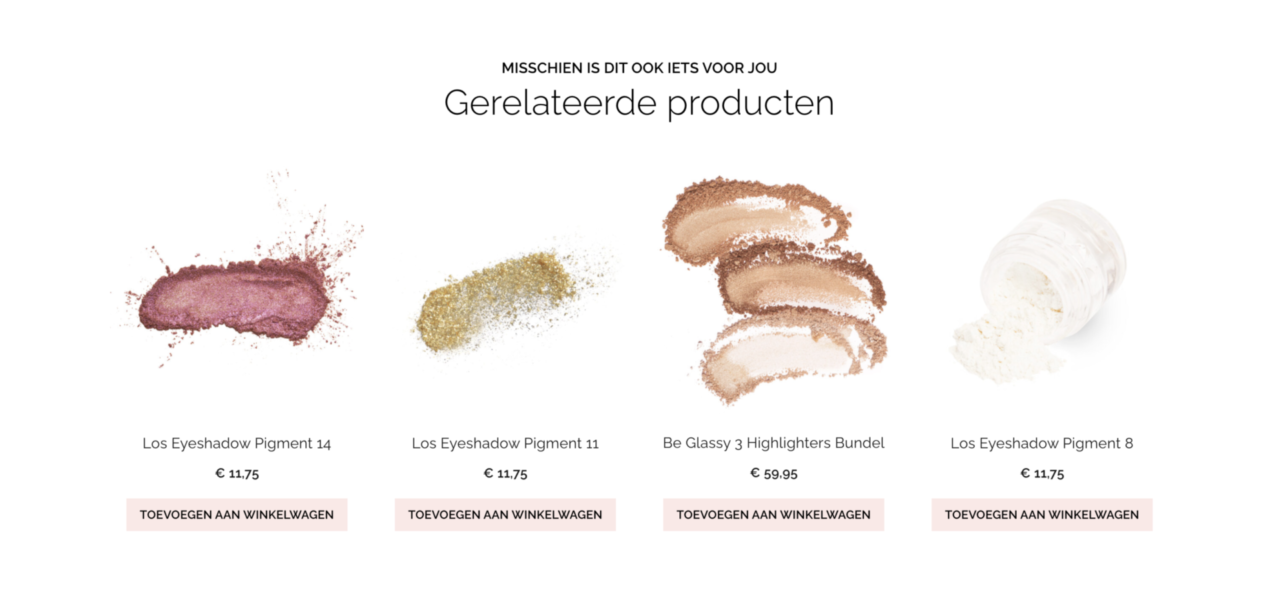 Sectie op een beauty webshop die 4 gerelateerde producten toont om verkoop te stimuleren