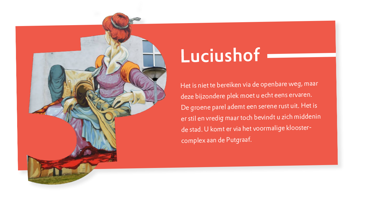 Illustratie van een vrouw en kind op een infobord over 'Lucius Hof' in het Nederlands, met rode achtergrondtekst, gelegen nabij De 5 Pleintjes.