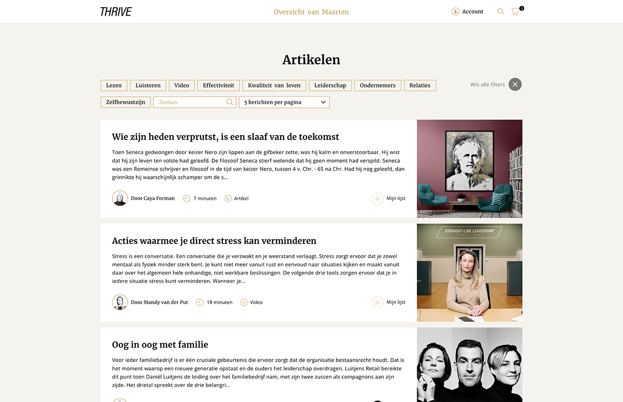 Een bloeiende website met artikelen met afbeeldingen, titels, auteursnamen en beschrijvingen. De pagina is in het Nederlands en bevat een zoekbalk.