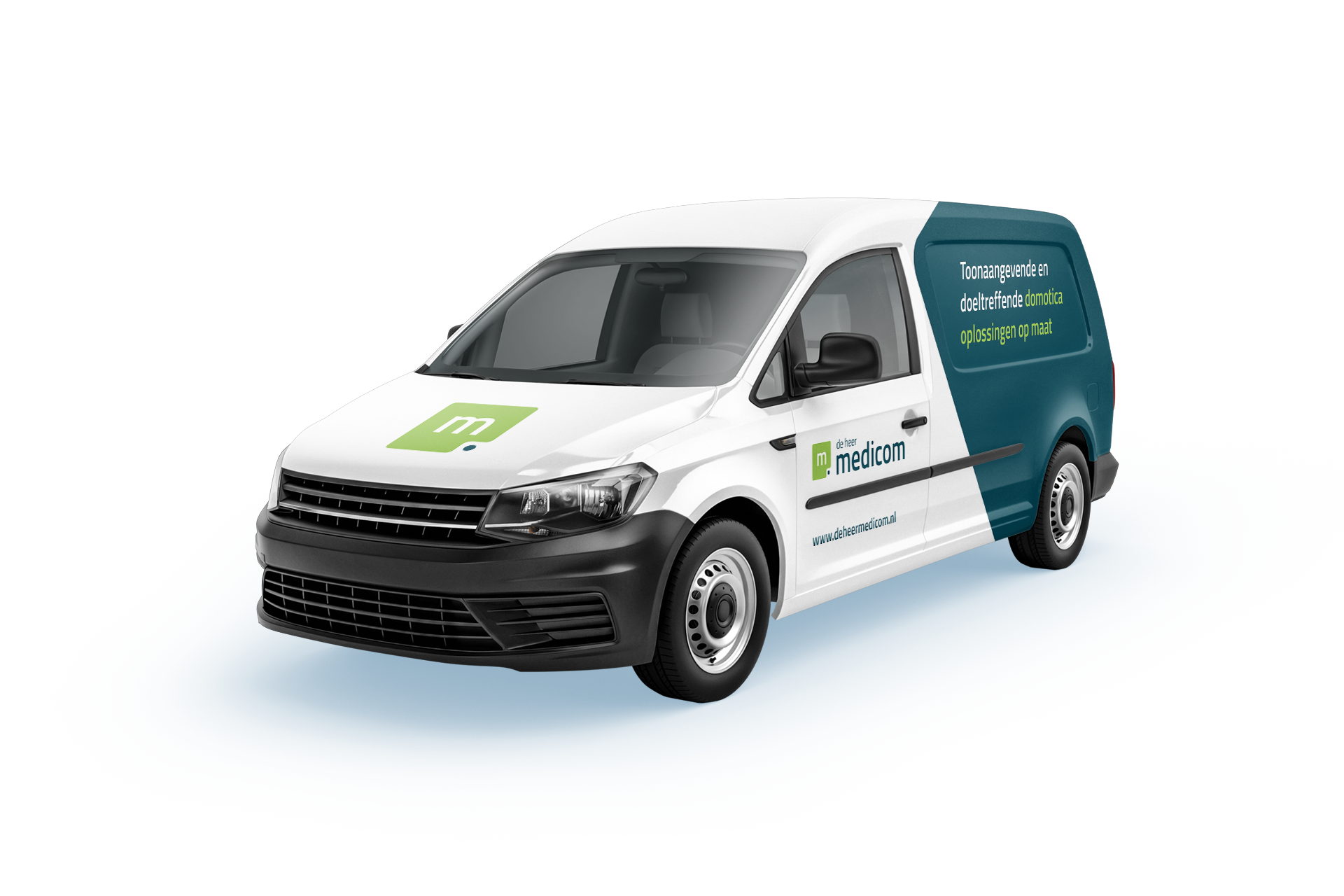 Wit-groene Medicom bestelwagen met reclametekst De Heer Medicom op zij- en vooraanzicht.