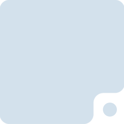 Een lichtblauwe, abstracte vorm met een afgeronde hoek en rechtsonder een kleine cirkel daarvan gescheiden, die doet denken aan het kenmerkende ontwerp dat hoort bij De Heer Medicom.