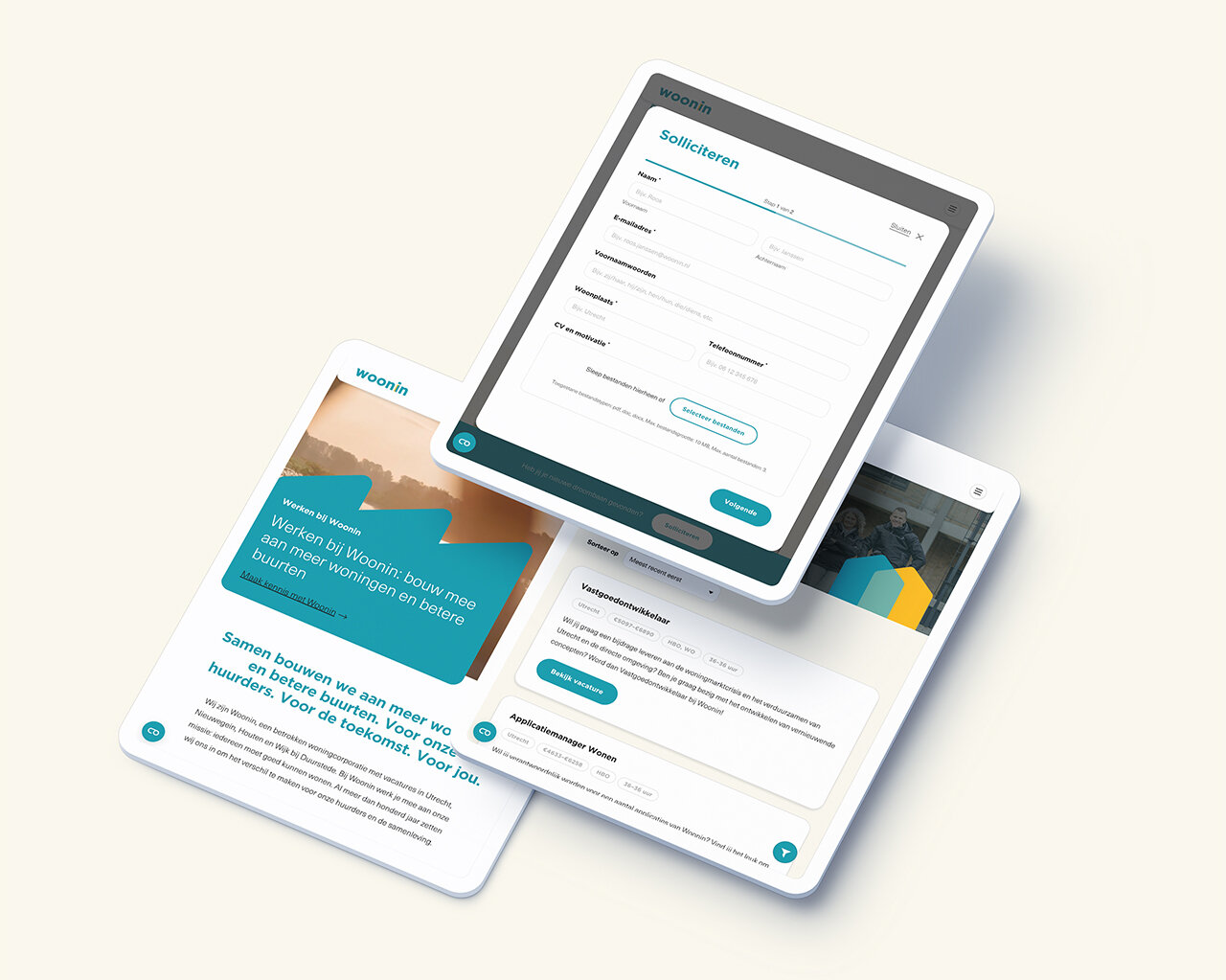 Drie tabletschermen tonen een website met formulieren en informatiekaarten op een lichte achtergrond, waarin de ervaring van werken bij Woonin wordt getoond en actuele Woonin vacatures worden uitgelicht.